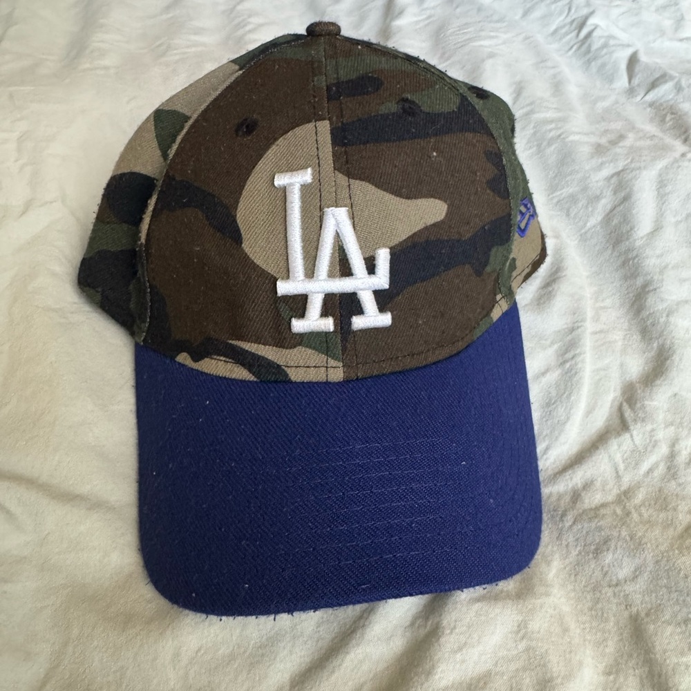 Camo and Blue LA Dodgers Hat Size M L RARE